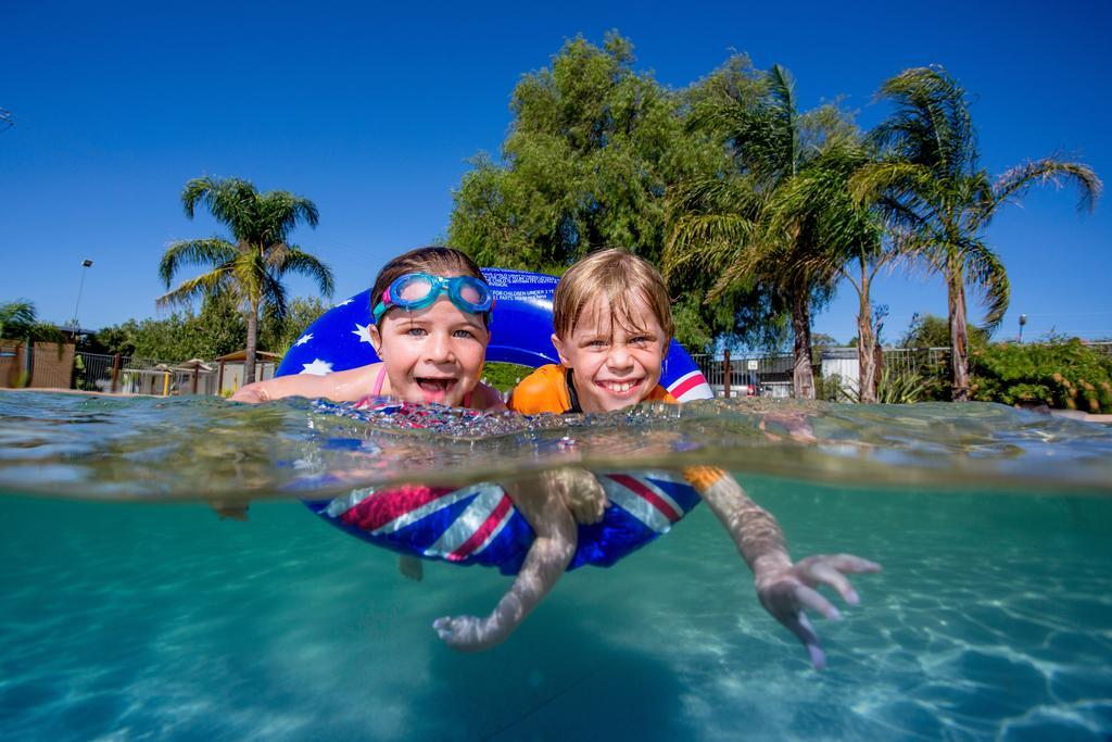 Nrma Yarrawonga Mulwala Holiday Park Esterno foto